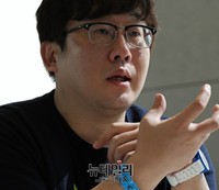 [포토] 칸 광고제, 인터뷰하는 이노션 김치영 팀장