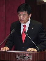 [포토] 질의하는 새누리당 심윤조 의원