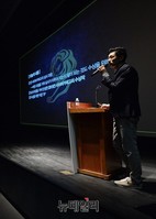 [포토] 칸 광고제, 강연하는 유종희 CD