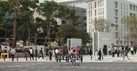 [포토] 연세대 정문 두고 국정화 교과서 찬·반 모임