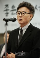 [포토] 축사하는 류근일 전 조선일보주필