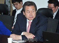 [포토] 올바른 역사교과서를 위한 세미나 참석한 김무성