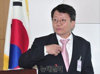 [포토] 올바른 역사교과서를 위한 세미나 참석한 박성현 주필