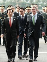 [포토] 국방부 방문한 '애슐턴 카터' 미 국방장관