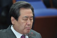 [포토] 침통한 표정의 김무성 대표