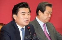 [포토] 모두발언 하는 원유철 원내대표