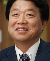 [포토] 새누리당 허용범 서울동대문갑 당협위원장