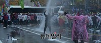 [포토] 민중총궐기, 경찰 물대포 맞는 시위대