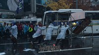 [포토] 민중총궐기, 광화문에 모이자 폭력집회로 변질
