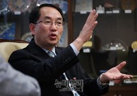 [포토] KF-X사업 설명하는 진양현 방위사업청 차장