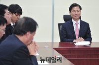 [포토] 발언하는 천정배 국민정당추진위원회 위원장