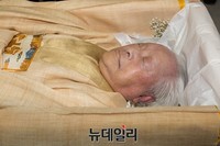 [포토] 故김영삼 전 대통령 입관식 거행