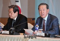 [포토] 모두발언하는 허창수 전경련 회장