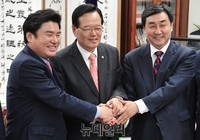 [포토] 국회의장과 만난 여야 원내대표