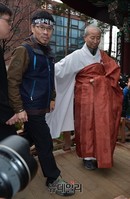 [포토] 24일만에 조계사 퇴거하는 한상균