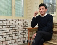 [포토] 히말라야 출연하는 배우 황정민, 오는 16일 개봉