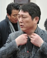 [포토] 강한 불만 토로하는 최재성 의원