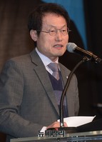 [포토] 안양옥 출판기념회, 축사하는 조희연 교육감