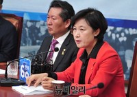 [포토] 모두발언 하는 추미애 최고위원