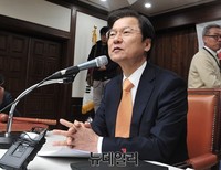 [포토] 발언하는 국민회의 천정배 위원장