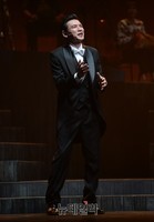 [포토] 배우 황정민, 영화 '히말라야'부터 뮤지컬 '오케피'까지