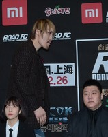 [포토] 기자회견 입장하는 최홍만