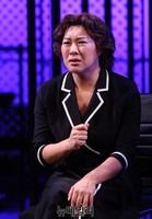 [포토] 넥스트 투 노멀, 열연 펼치는 배우 정영주