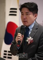 [포토] 환영사하는 주익종 학예실장