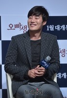 [포토] 오빠생각 갈고리 역 맡은 이희준