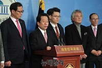 [포토] 새정치민주연합 김희철 전 의원 탈당