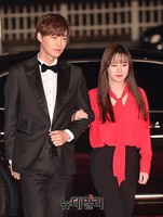 [KBS연기대상] 동시입장하는 안재현-구혜선