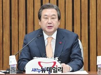 [포토] 모두발언 하는 새누리당 김무성 대표