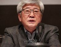 [포토] 뉴스제휴평가 규정 발표하는 허남진 위원장