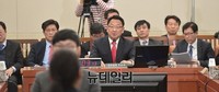 [포토] 유일호 장관후보자 인사청문회