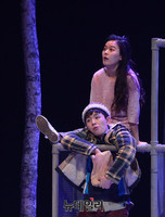 [포토] 연극 렛미인, 열연하는 배우 이은지-오승훈