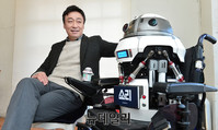 [포토] 로봇으로 딸을 찾아나선 배우 이성민①