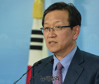 [포토] 석동현 전 부산지검장 