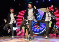 [포토] 5인조 보이그룹 '임팩트' 타이틀곡 '롤리팝'으로 가요계 데뷔