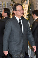 [포토] 故 노순애 여사 빈소 찾은 홍사덕 전 의원