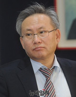 [포토] 토론회 참석한 박기성 교수