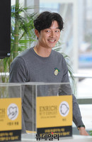 [포토] 영등포에 나타난 배우 공유