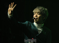 [포토] 뉴이스트 JR, '감미로운 눈빛'