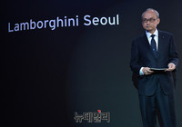 [포토] '람보르기니 서울' 오픈 축하하는 '잉 젠 딩' 대표