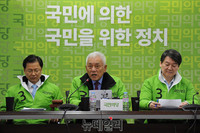 [포토] 모두발언하는 김한길