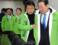 [포토] 입장하는 국민의당 지도부