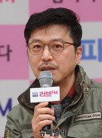 [포토] 봉만대 감독 '야하고 솔직한 방송해보고 싶다'