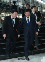 [포토] 케이블방송대상 입장하는 조준희 YTN사장