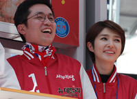 [포토] 합동유세장에 등장한 김경란 아나운서