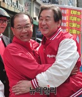 [포토] 인천 서구을 새누리당 황우여 지원나선 김무성 대표