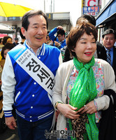 [포토] 정세균 후보 지지호소하는 김수미